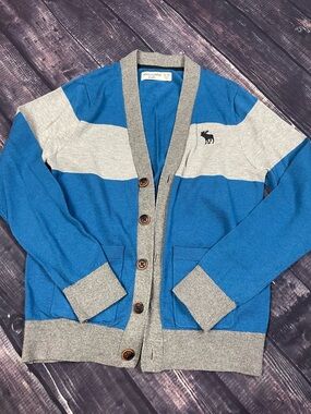 abercrombie kids Blue and Gray ColorBlock Button-Up Cardigan Sweater Size 9/10